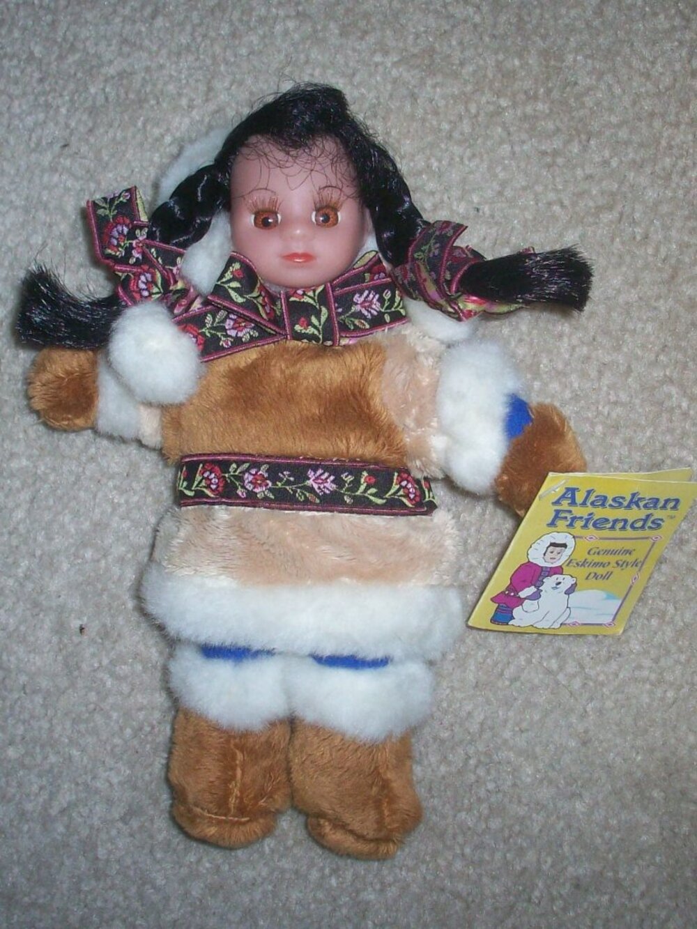Alaskan Friends Arctic Circle Eskimo Girl Doll Fur Coat Alaska SOUVENIR 8” Tags